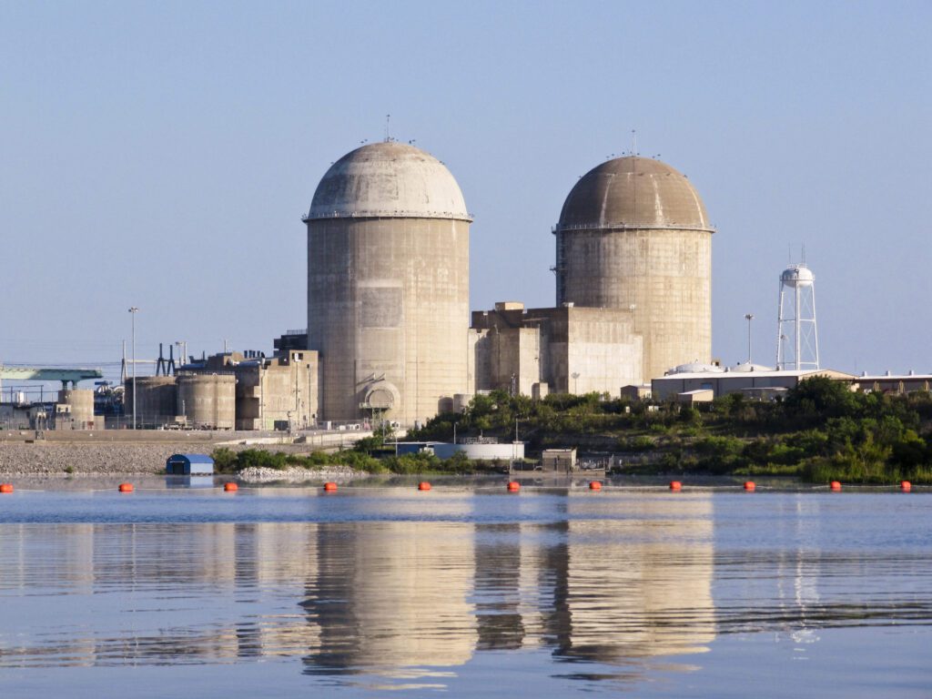 Vistra’s Comanche Peak Nuclear Power Plant is a two-unit, 2,400-MW nuclear facility with pressurized water reactors (PWRs) located near Glen Rose in Somervell County, Texas. Built by Luminant with reactors supplied by Westinghouse and operational since 1990, Vistra received Nuclear Regulatory Commission (NRC) approval in July 2024 to extend the plant’s operation through 2053, adding 20 years beyond its original licenses.