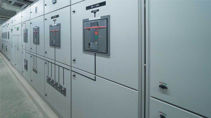 Navigating the Transition to Sustainable MV Switchgear Amidst Decarbonization Initiatives